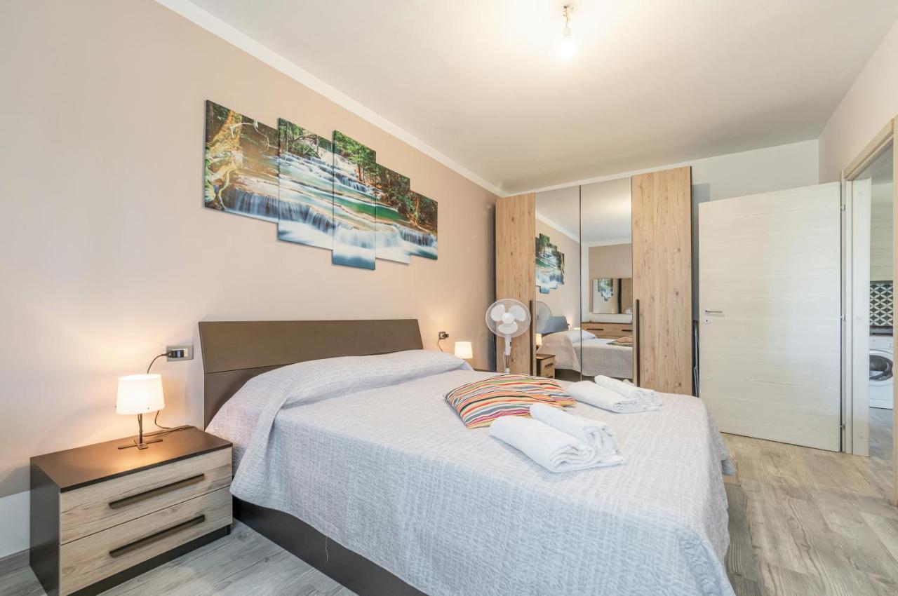 Domus Lucis Apartment Terrace & Private Parking Marinella di Sarzana Eksteriør billede